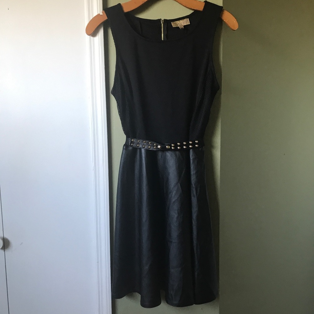 Vera Wang Princess Black Sleeveless Faux Leather Belted Dress Size 5 - Picture 6 of 6
